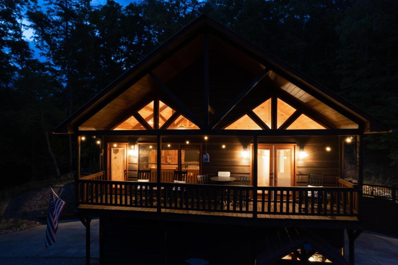 Trout N' About Your Blue Ridge Mountains Retreat, Hot Tub + Game Room! Ellijay Exteriér fotografie