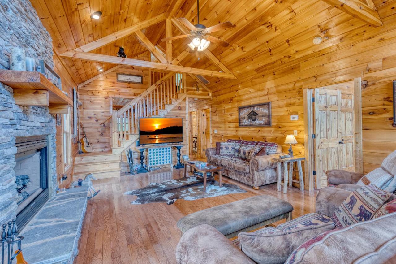 Trout N' About Your Blue Ridge Mountains Retreat, Hot Tub + Game Room! Ellijay Exteriér fotografie
